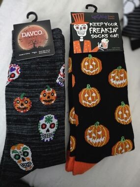 Men's Halloween Pumpkin & Sugar Skull Novelty Socks Davco